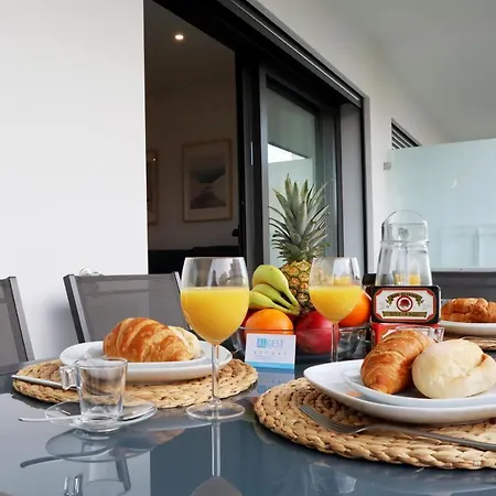 Monte & Pool Портиман