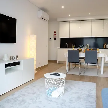Monte & Pool Apartment Portimao