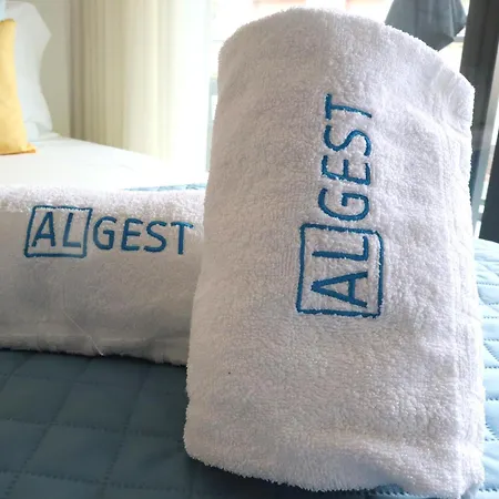 Monte & Pool Apartament