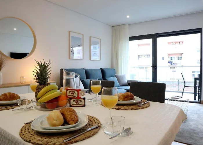 Monte & Pool Apartament *